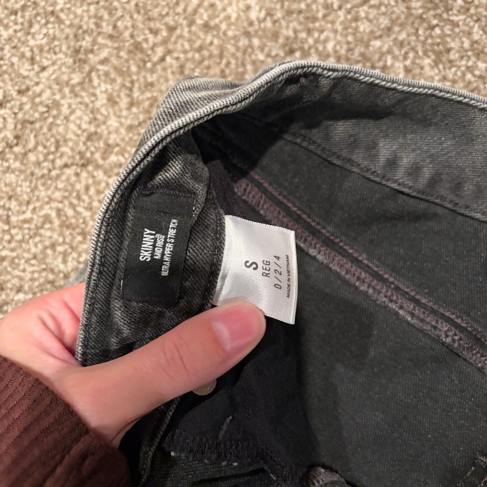 Express Skinny Mid Rise Jeans - Picture 2 of 4